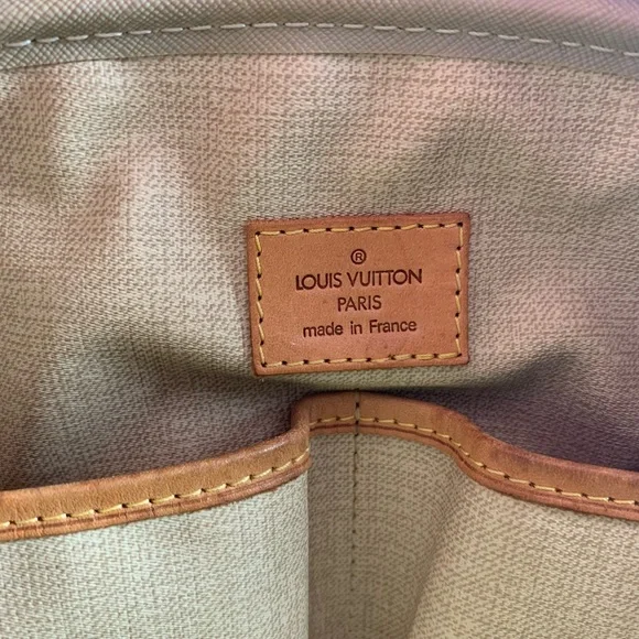 TROUVILLE - Picture 7 of 15